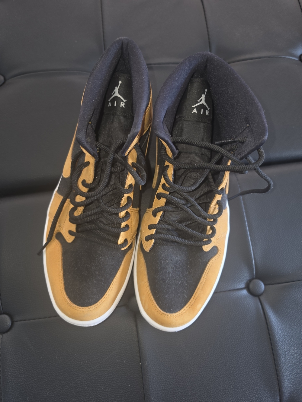 Nike Desert Ochre Air Jordan Mids